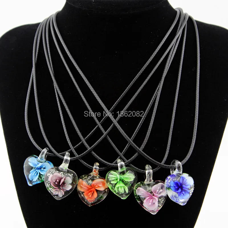 Hot Selling Charming Noctilucent Heart Lampwork Glass Pendants Flower Murano Glass Charms Necklace for girl women's gift MN569
Hot Selling Charming Noctilucent Heart Lampwork Glass Pendants Flower Murano Glass Charms Necklace for girl women's gift MN569