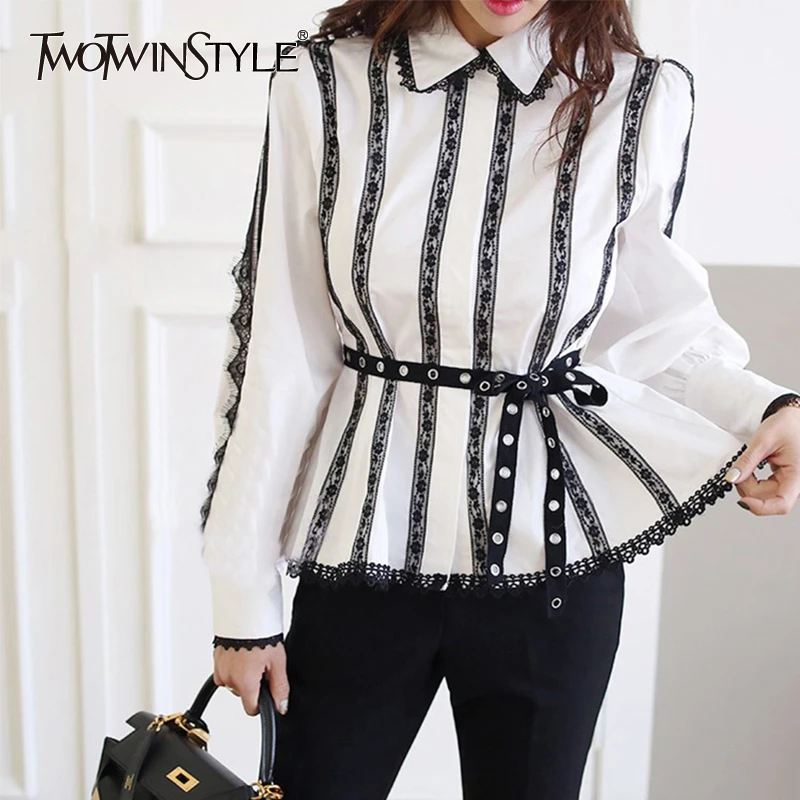 TWOTWINSTYLE Patchwork Lace Shirt Tops Female Peter Pan Collar Long Sleeve Women's Blouse Shirts Fashion Casual 2019 Autumn New
TWOTWINSTYLE Patchwork Lace Shirt Tops Female Peter Pan Collar Long Sleeve Women's Blouse Shirts Fashion Casual 2019 Autumn New
