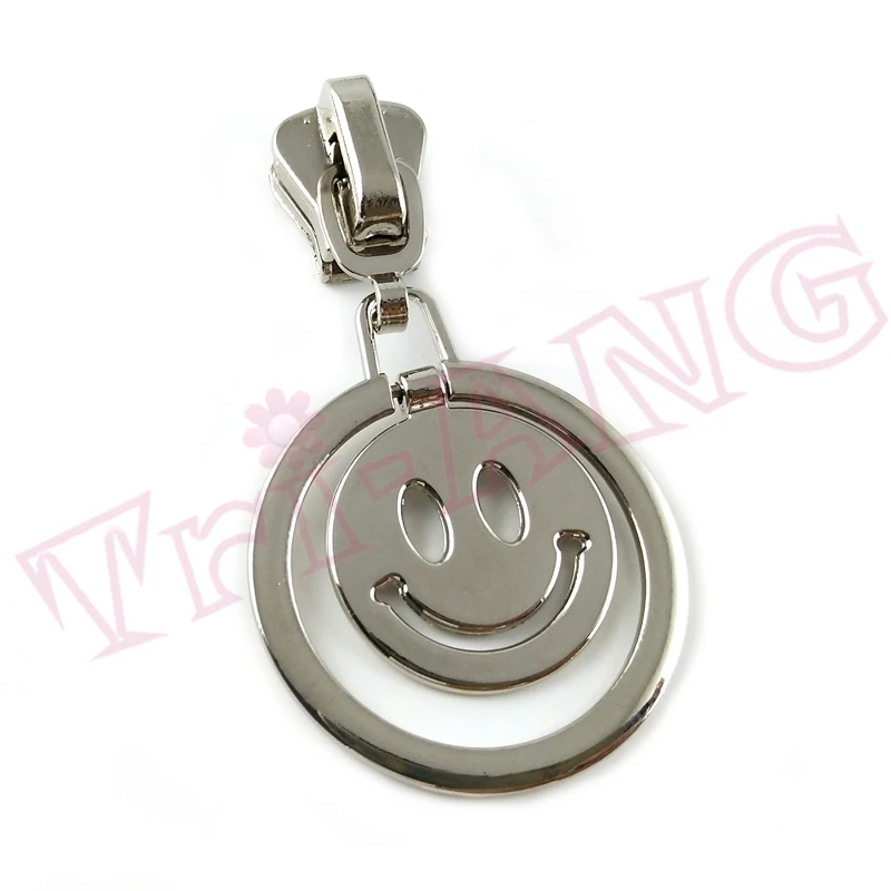 20pcs/lot, Lovely 5# 8# Silver Smile Face Zipper Sliders for Fashion Clothes Bags
20pcs/lot, Lovely 5# 8# Silver Smile Face Zipper Sliders for Fashion Clothes Bags