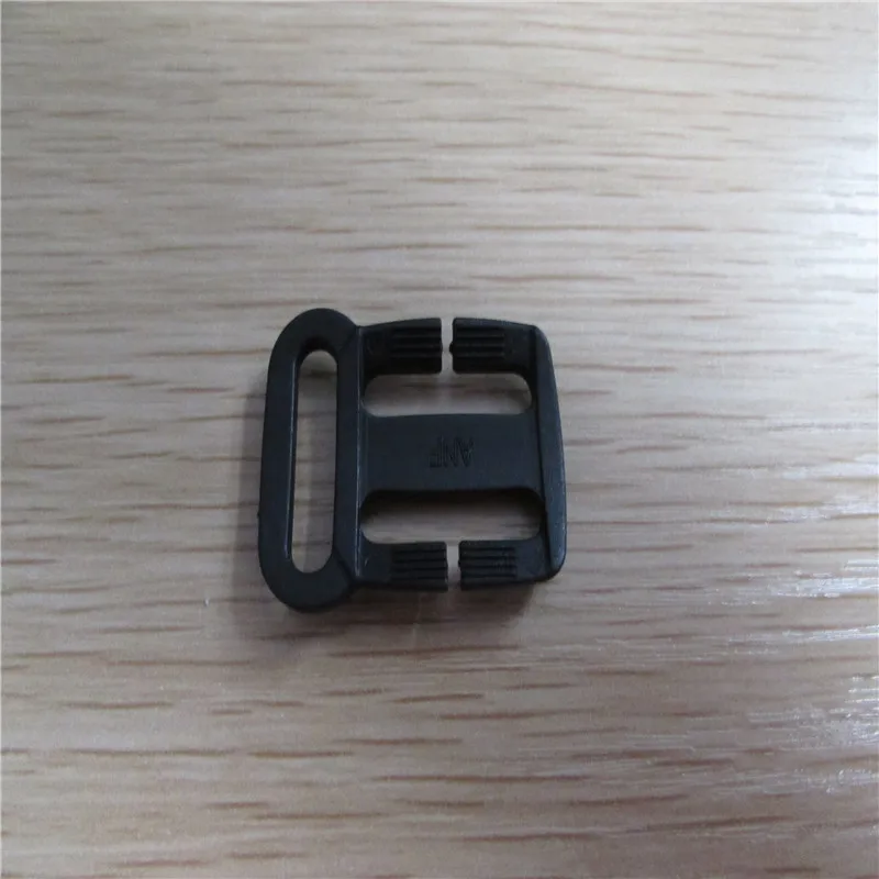 tri point ladder lock