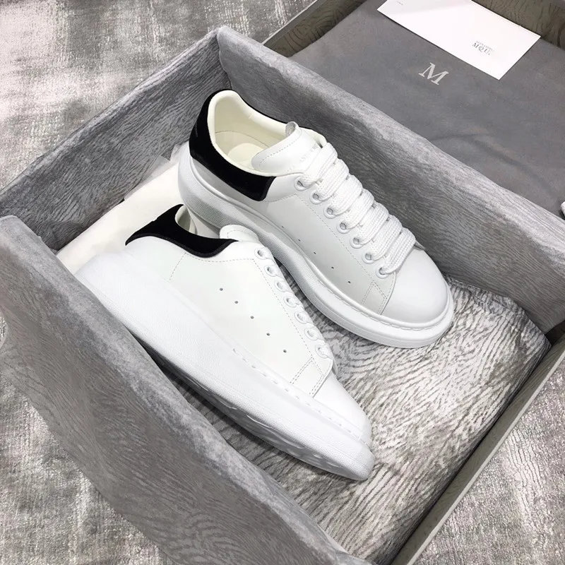 2019 latest version of LOGO real leather women's shoes custom brand shoes women's luxury flat shoes authentic quality brand
2019 latest version of LOGO real leather women's shoes custom brand shoes women's luxury flat shoes authentic quality brand