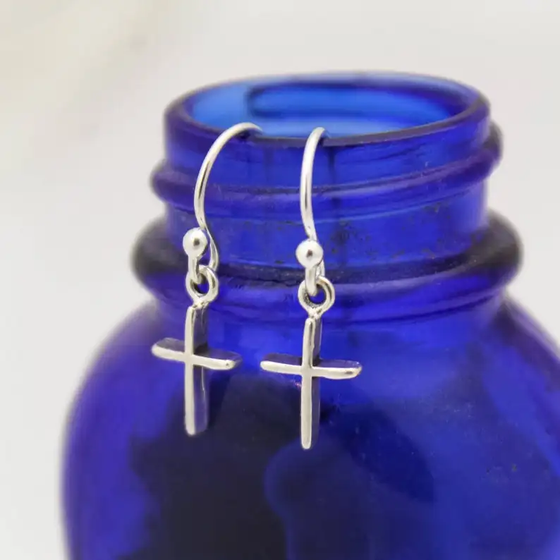 2019 new Tiny Silver Cross Earrings women ,Minimal Cross Earrings,Silver,Faith,Confirmation Holy Communion Earrings fashion
2019 new Tiny Silver Cross Earrings women ,Minimal Cross Earrings,Silver,Faith,Confirmation Holy Communion Earrings fashion