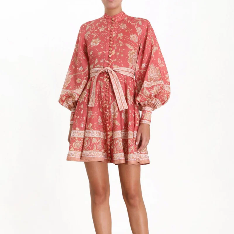 2019 Summer New Flower Cotton and Linen Stand Collar Lantern Long Sleeve High Waist Dress Women High Quality
2019 Summer New Flower Cotton and Linen Stand Collar Lantern Long Sleeve High Waist Dress Women High Quality