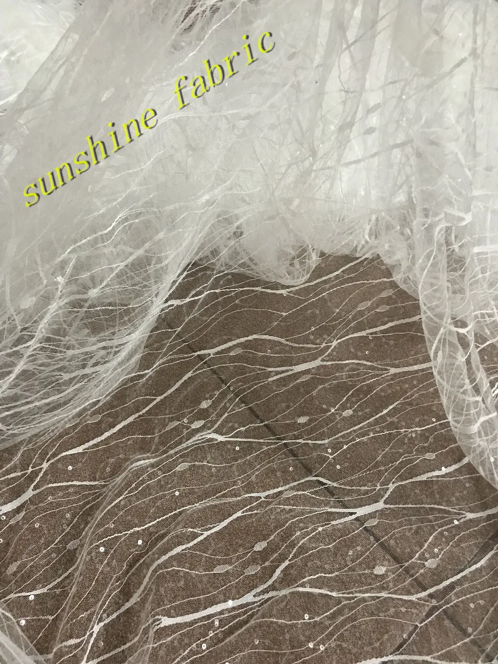 5 yards Offwhite sequins embroidery Lace Fabric bridal french net lace fabric for wedding dress ship by dhl
5 yards Offwhite sequins embroidery Lace Fabric bridal french net lace fabric for wedding dress ship by dhl