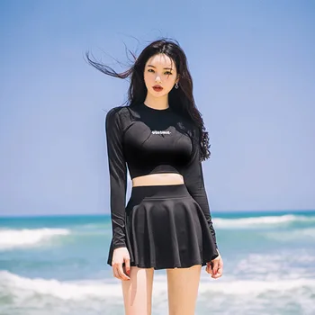 Trikinis 2019 Woman Bikini Swimsuit Swimwear Women Rash Guard New Long Sleeve High Waist Split Skirt Black Print Polyester
Trikinis 2019 Woman Bikini Swimsuit Swimwear Women Rash Guard New Long Sleeve High Waist Split Skirt Black Print Polyester
