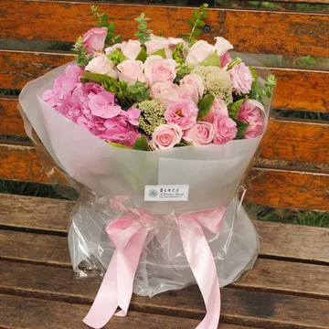 32color 20pcs/lot Flower Packaging Paper Matte surface Transparent Material Bouquet Florist Supplies Gift Wrapping
32color 20pcs/lot Flower Packaging Paper Matte surface Transparent Material Bouquet Florist Supplies Gift Wrapping