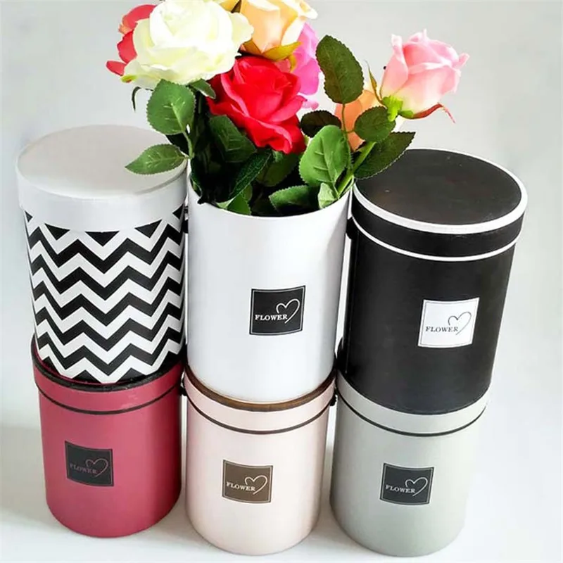 1pc Round Flower Paper Boxes with Lid Hug Bucket Florist Gift 13*13*18 Cm Home Decoration Party Birthday Decor Supplies
1pc Round Flower Paper Boxes with Lid Hug Bucket Florist Gift 13*13*18 Cm Home Decoration Party Birthday Decor Supplies