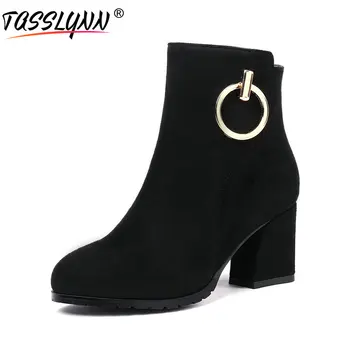 TASSLYNN 2019 Elegant Black Ankle Boots Round Toe Women Boots Autumn Shoes Square Heel Short Plush Fashion Boots Big Size 34-43
TASSLYNN 2019 Elegant Black Ankle Boots Round Toe Women Boots Autumn Shoes Square Heel Short Plush Fashion Boots Big Size 34-43