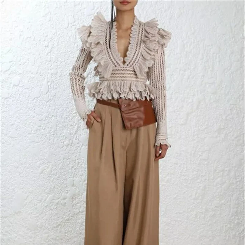 Luxury Brand Hollow Out Ruffles Woman Shirt 2018 Autumn New Arrival Long Sleeve Deep V-Neck Sexy Elegant Female Blouse Tops
Luxury Brand Hollow Out Ruffles Woman Shirt 2018 Autumn New Arrival Long Sleeve Deep V-Neck Sexy Elegant Female Blouse Tops