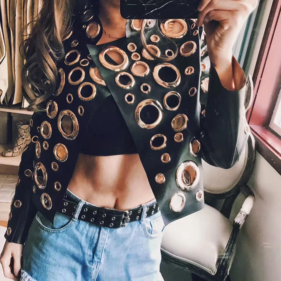 2018 New Fashion Spring Elegant Lady Jackets solied Metal ring hole Short Jackets Long Sleeve Casual black silvery gold Jacket
2018 New Fashion Spring Elegant Lady Jackets solied Metal ring hole Short Jackets Long Sleeve Casual black silvery gold Jacket