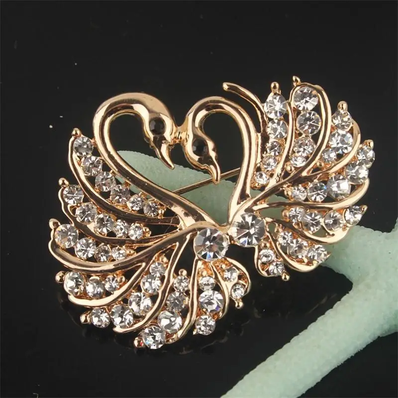 Free Shipping New Yellow Chromed Love Swan Clear/Champagne/Pink Austrian Crystal Brooch Pin Jewelry
Free Shipping New Yellow Chromed Love Swan Clear/Champagne/Pink Austrian Crystal Brooch Pin Jewelry