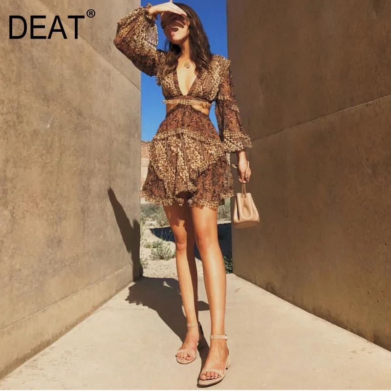 DEAT 2019 new summer fashion women clothes deep V-neck bow collar full sleeves leopard printed ruffles dresses vestido WG38016L
DEAT 2019 new summer fashion women clothes deep V-neck bow collar full sleeves leopard printed ruffles dresses vestido WG38016L