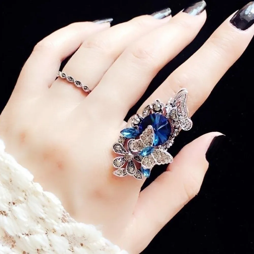 Fashion Beautiful Elegant Women Ladies Retro Charm Elegant inlay Butterfly Rings (two - piece)Size #35
Fashion Beautiful Elegant Women Ladies Retro Charm Elegant inlay Butterfly Rings (two - piece)Size #35