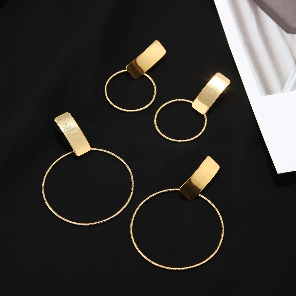 Stainless Steel Gold Circle Balance Dangle Earrings For Women Big Circle Stud Statement Earrings Classic Fashion Jewelry
Stainless Steel Gold Circle Balance Dangle Earrings For Women Big Circle Stud Statement Earrings Classic Fashion Jewelry