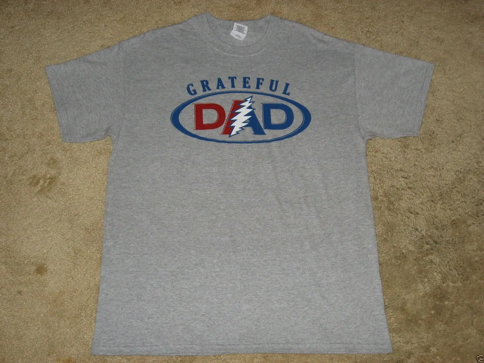 Grateful Dead Grateful Dad S, M, L, XL, 2XL, 3XL, 4XL Grey T-Shirt Comfortable t shirt,Casual Short Sleeve TEE,2019 hot tees
Grateful Dead Grateful Dad S, M, L, XL, 2XL, 3XL, 4XL Grey T-Shirt Comfortable t shirt,Casual Short Sleeve TEE,2019 hot tees