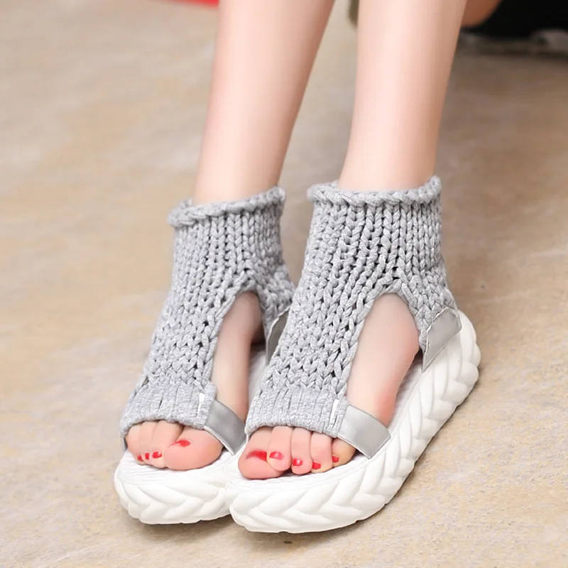Knitted Sandals Women Gladiator Platform Fashion Ladies Shoes Solid Color Casual Summer Flat 2019 Open Toe Knitting Flip Flops
Knitted Sandals Women Gladiator Platform Fashion Ladies Shoes Solid Color Casual Summer Flat 2019 Open Toe Knitting Flip Flops