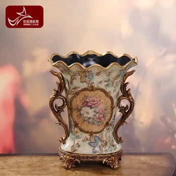 the fox modern fashion Home Furnishing ornaments ornaments European American furniture furnishings ceramic resin vase
the fox modern fashion Home Furnishing ornaments ornaments European American furniture furnishings ceramic resin vase