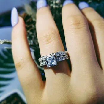 Moonso Wholesales CZ Stone 925 Sterling Silver Ring set for Women Jewelry Wedding Engagement couple rings LR1708S
Moonso Wholesales CZ Stone 925 Sterling Silver Ring set for Women Jewelry Wedding Engagement couple rings LR1708S
