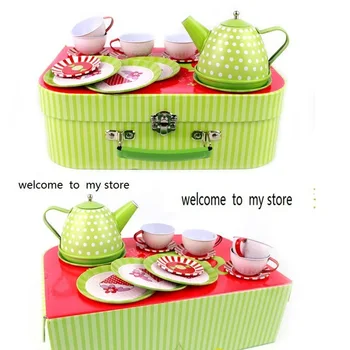 Children play house toys Simulation kitchen tinplate Tea girl Tea Tea Set Gift Box
Children play house toys Simulation kitchen tinplate Tea girl Tea Tea Set Gift Box