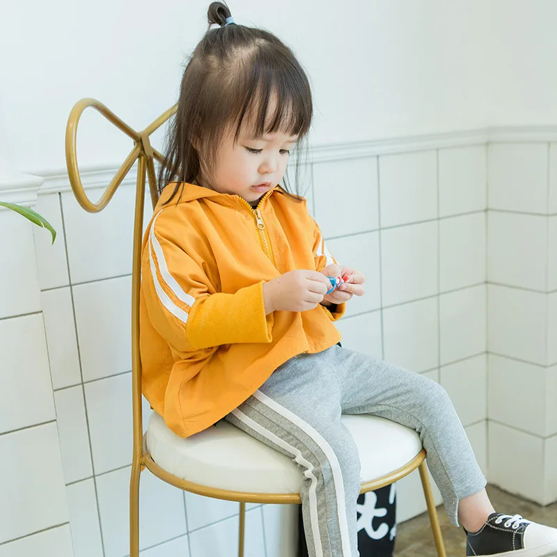 The New Jacket for Children's Loose Striped Witch Hat Coat Boys All-match Windbreaker Children's Windbreakers Girls Jacket
The New Jacket for Children's Loose Striped Witch Hat Coat Boys All-match Windbreaker Children's Windbreakers Girls Jacket