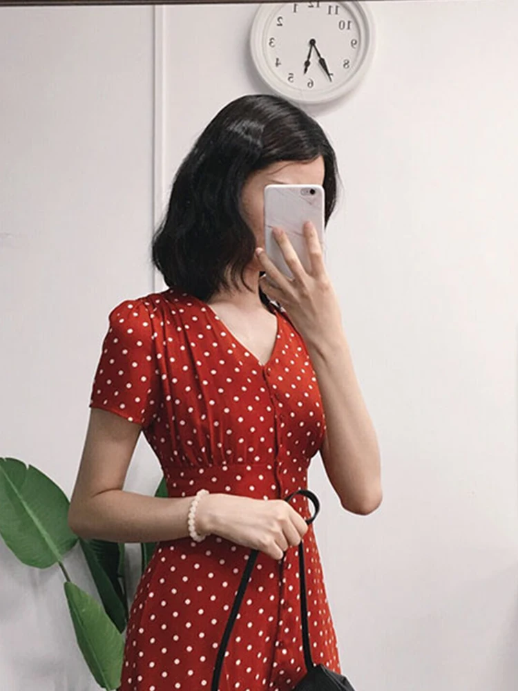 Old Time Lady Red Polka Dots V Neck Dress Chiffon Summer Short Sleeve a Line Dress Midi Elastic Waist Robe Femme Vestido Vestiti
Old Time Lady Red Polka Dots V Neck Dress Chiffon Summer Short Sleeve a Line Dress Midi Elastic Waist Robe Femme Vestido Vestiti