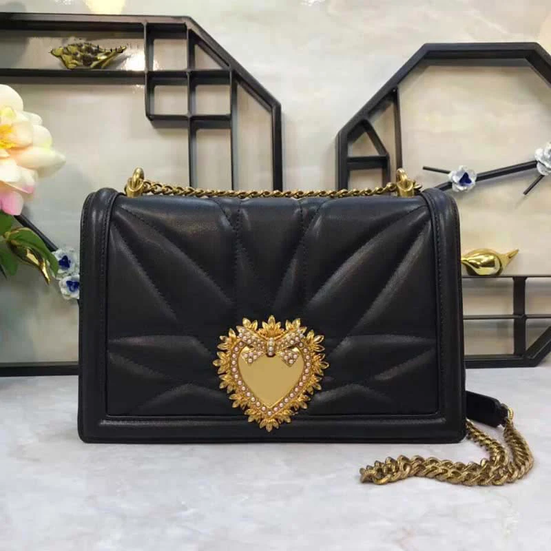 Ladies Metal Love Heart Pattern Chain Shoulder Crossbody Bags High Quality Women Leather Handbags Clutch Evening Bags Louis Bags
Ladies Metal Love Heart Pattern Chain Shoulder Crossbody Bags High Quality Women Leather Handbags Clutch Evening Bags Louis Bags
