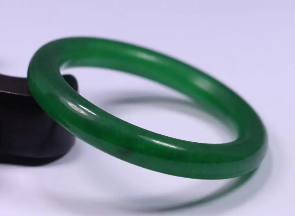 FREE SHIPPING>>>@@ 59MM VERY FINE RARE NATURAL GREEN JADEITE JADE BRACELET BANGLE NEW
FREE SHIPPING>>>@@ 59MM VERY FINE RARE NATURAL GREEN JADEITE JADE BRACELET BANGLE NEW
