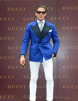 2017 New Design Fashion Mens Stage Wear Peak Lapel Three Pockets Bridegroom Blazers Business Affairs Suit(Jacket+Pants+Tie)
2017 New Design Fashion Mens Stage Wear Peak Lapel Three Pockets Bridegroom Blazers Business Affairs Suit(Jacket+Pants+Tie)