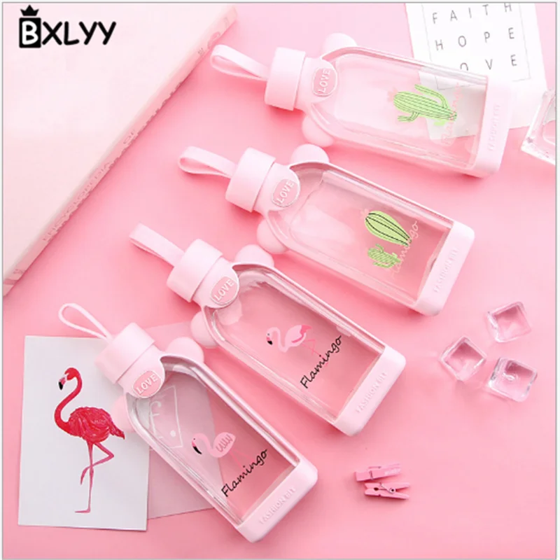 BXLYY New Pink Flat Flamingo Glass Creative Silicone Handle Water Bottle Birthday Party Decoration Children's Gift.new Year.5Z
BXLYY New Pink Flat Flamingo Glass Creative Silicone Handle Water Bottle Birthday Party Decoration Children's Gift.new Year.5Z