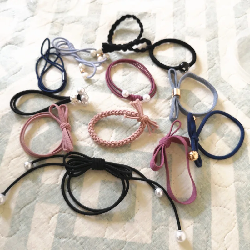 Hair Accessories Pearl Elastic Rubber Bands Ring Mixcolour Pearl thread flower ponytail hair rope 12PCS 5CM with receive box
Hair Accessories Pearl Elastic Rubber Bands Ring Mixcolour Pearl thread flower ponytail hair rope 12PCS 5CM with receive box