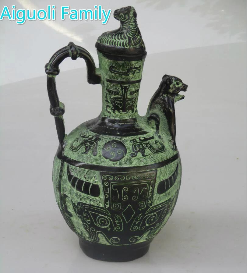 Art collection Chinese Old Bronze Handmade Carved Tea Pot/ Home Decorated Metal Pot Free Shipping
Art collection Chinese Old Bronze Handmade Carved Tea Pot/ Home Decorated Metal Pot Free Shipping