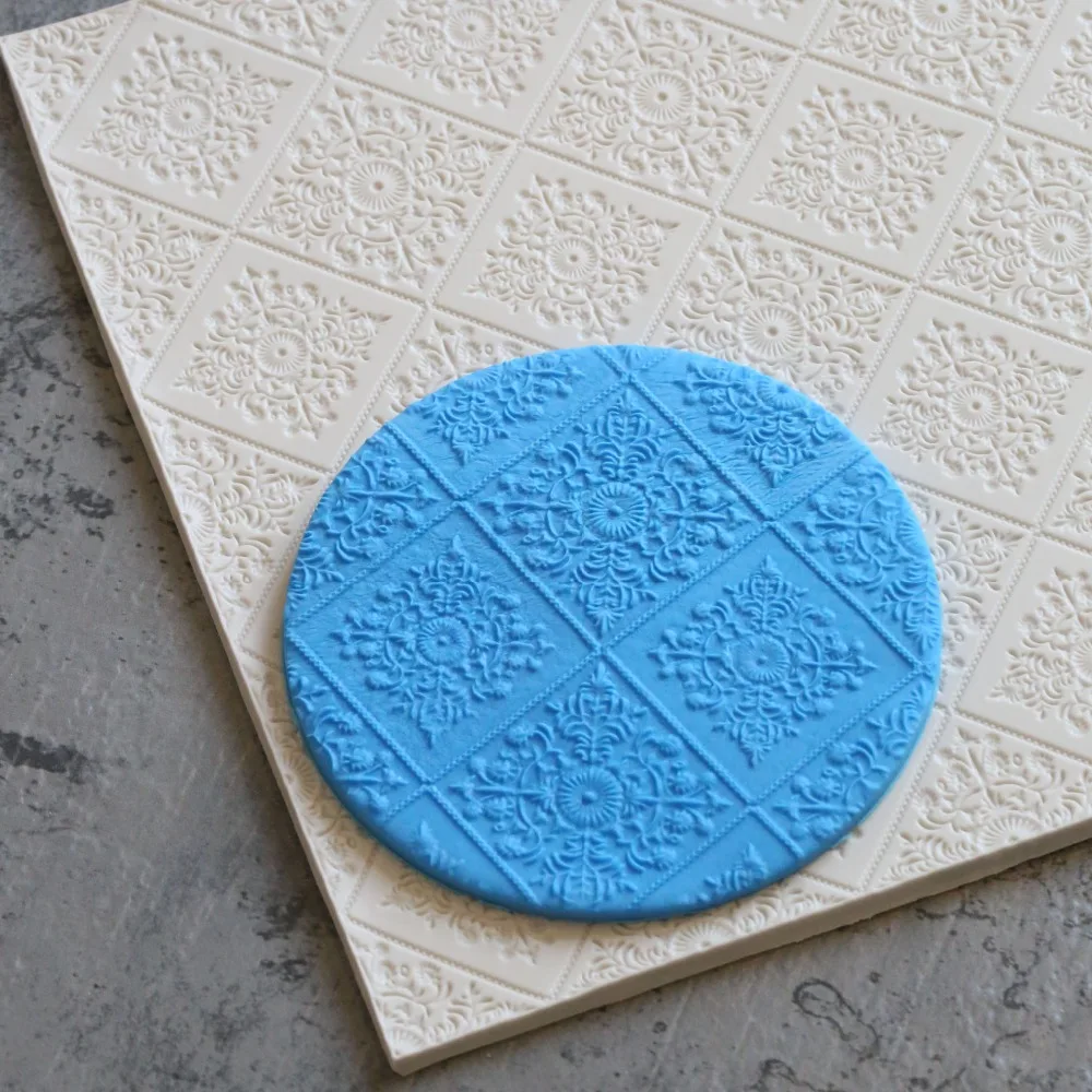Yueyue Sugarcraft texture European printing template baking silicone cake mold cake decorating tools
Yueyue Sugarcraft texture European printing template baking silicone cake mold cake decorating tools