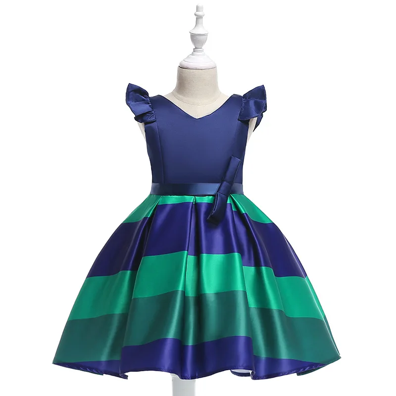 Princess Flower Girls Dresses For Weddings With Flowers Cap Sleeves Little Kids Knee Length Ball Gowns 2018
Princess Flower Girls Dresses For Weddings With Flowers Cap Sleeves Little Kids Knee Length Ball Gowns 2018