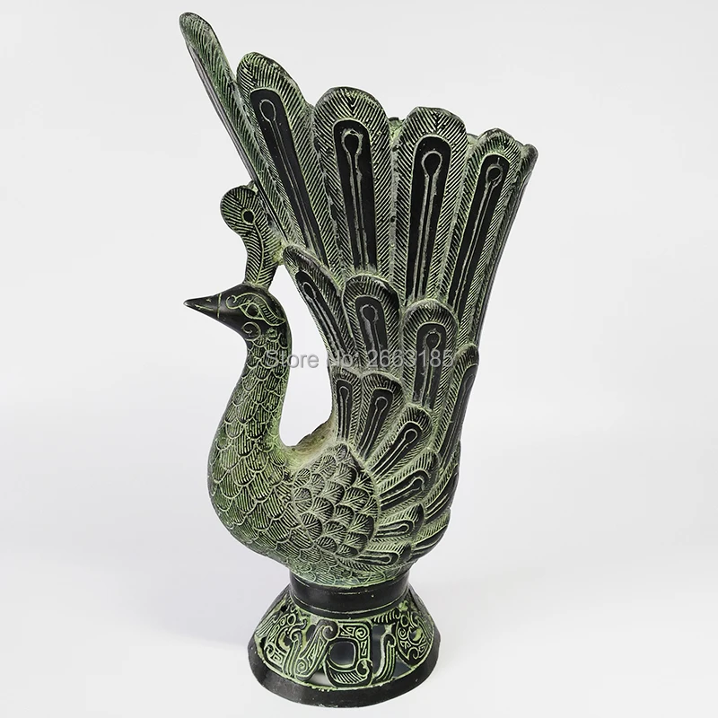 Chinese Antique Imitation Bronze Lucky Phoenix Bird Jue Cup Mug Home Decoration Family Mascot Decor Animal Collection
Chinese Antique Imitation Bronze Lucky Phoenix Bird Jue Cup Mug Home Decoration Family Mascot Decor Animal Collection