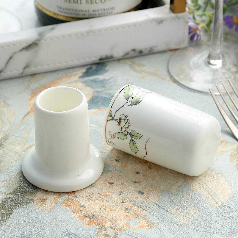 Quality bone china holder for toothpicks, ceramic personalized toothpick stand, fashion box of toothpicks, tableware decoration
Quality bone china holder for toothpicks, ceramic personalized toothpick stand, fashion box of toothpicks, tableware decoration