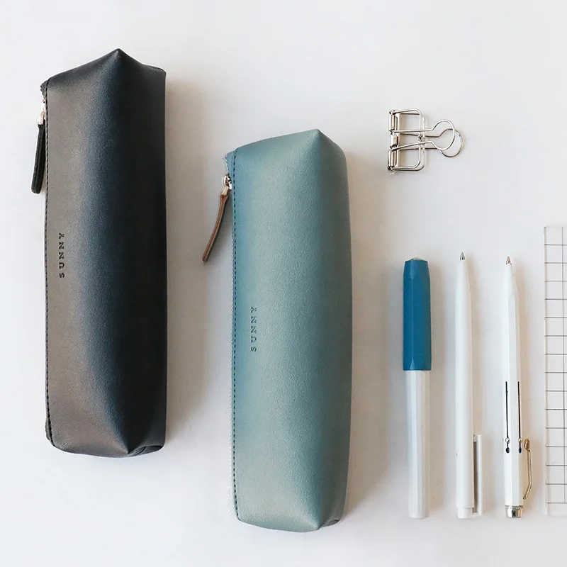 Handmade Genuine Leather Pencil Case Triangle Zipper Pencilcase Pen Bag Retro Stationery Bag for Gifts Office School Supplies
Handmade Genuine Leather Pencil Case Triangle Zipper Pencilcase Pen Bag Retro Stationery Bag for Gifts Office School Supplies