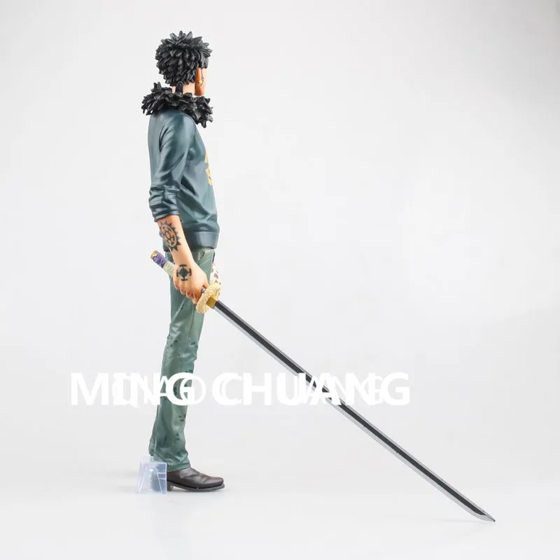 Anime-Eiichiro-Oda-ONE-PIECE-Red-Heart-Pirates-Captain-Trafalgar-Law-Death-Surgeon-PVC-Action-Figure (3)
