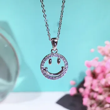 Newly Unique Designer Sparkling Zircon Hollowed Smiling Face Pendant Pure 925 Sterling Silver Chain Necklace Trendy Women Bijoux
Newly Unique Designer Sparkling Zircon Hollowed Smiling Face Pendant Pure 925 Sterling Silver Chain Necklace Trendy Women Bijoux