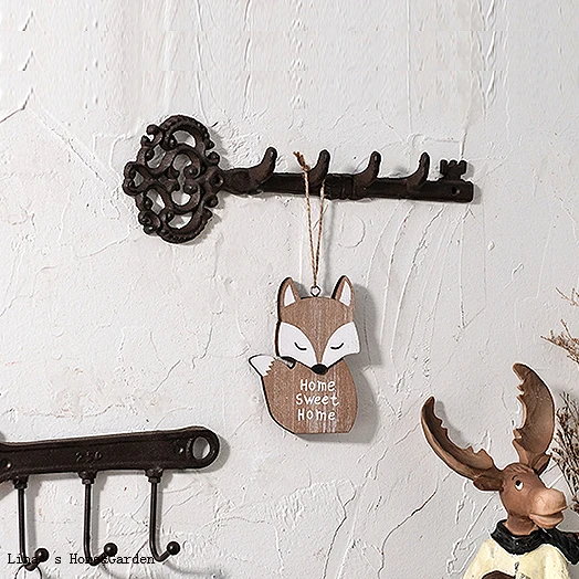 Wall Mounted Rust Retro Metal Industrial Key Hooks Rack