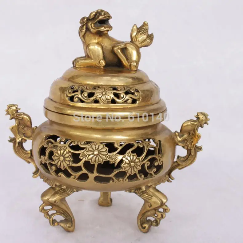 Archaize smoked incense burner Household censer home furnishing articles Antique bronze incense burner 19 cm high
Archaize smoked incense burner Household censer home furnishing articles Antique bronze incense burner 19 cm high