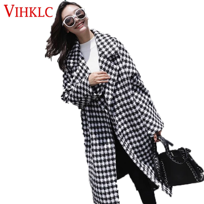 Europea Spring Winter Women Wool Blends Plaid Coat Femal Thick Turn-Down Striped Printed Long Loose Fashionable Outerwear C415
Europea Spring Winter Women Wool Blends Plaid Coat Femal Thick Turn-Down Striped Printed Long Loose Fashionable Outerwear C415