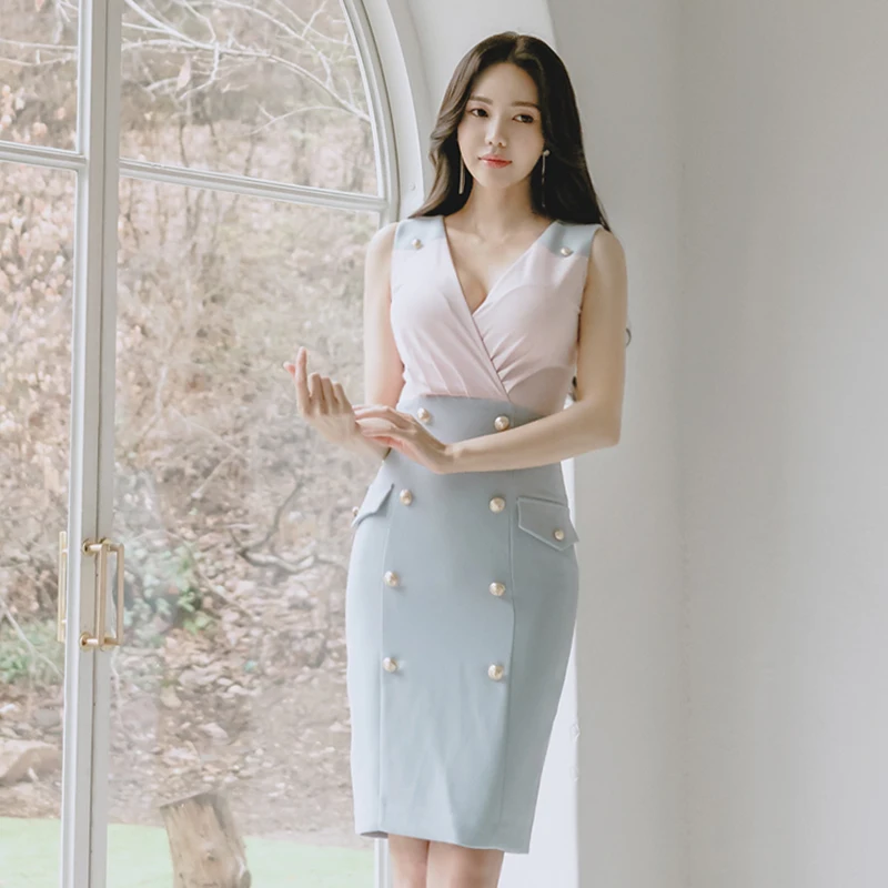 Sexy V-neck Patchwork Buttons Women OL Dress Fashion Sleeveless Bodycon Knee-length Summer Party Dresses vestidos femme
Sexy V-neck Patchwork Buttons Women OL Dress Fashion Sleeveless Bodycon Knee-length Summer Party Dresses vestidos femme
