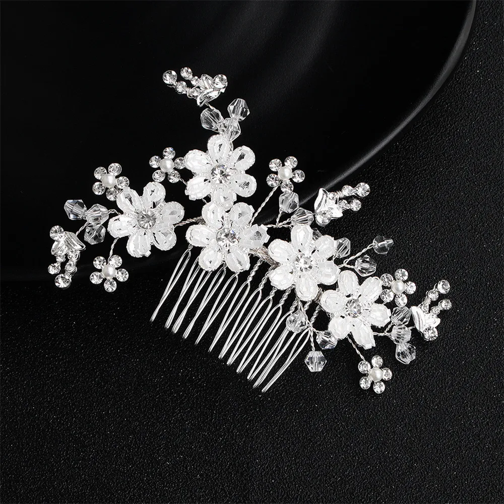 Handmade Floral Wedding Comb -Beaded Crystal Jeweled Bridal Hair Comb Headpiece Hair Accessory
Handmade Floral Wedding Comb -Beaded Crystal Jeweled Bridal Hair Comb Headpiece Hair Accessory