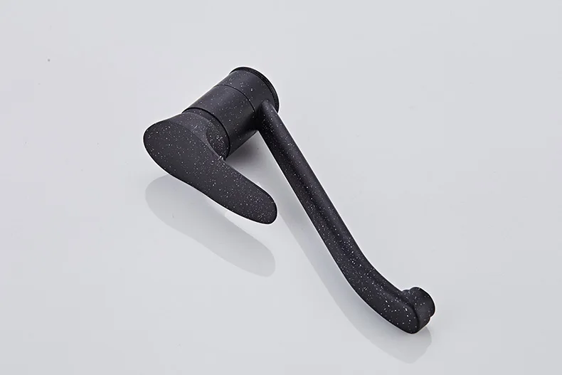 black dot (3)