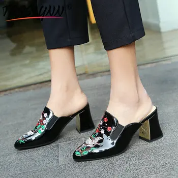 TASSLYNN 2019 Women Slippers PU Fashion Square Heels Outside Embroider Mules Shoes Women Pointed Toe Women Shoes Size 34-43
TASSLYNN 2019 Women Slippers PU Fashion Square Heels Outside Embroider Mules Shoes Women Pointed Toe Women Shoes Size 34-43