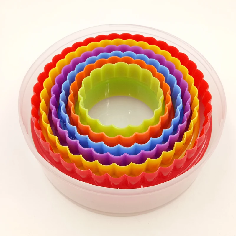 1 Set Round Shape Cookie Cutter with box Cake Mold Biscuit Fondant DIY Cake Kitchen Cooking Tools 6 size together
1 Set Round Shape Cookie Cutter with box Cake Mold Biscuit Fondant DIY Cake Kitchen Cooking Tools 6 size together