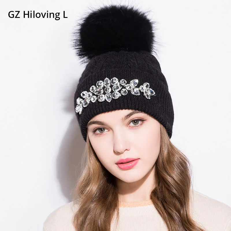 GZHilovingL 2017 New High Diamonds Winter Warm Beanies Hats For Womens Female Girls Soft Wool Knitted Fur pompom Beanie Skullies
GZHilovingL 2017 New High Diamonds Winter Warm Beanies Hats For Womens Female Girls Soft Wool Knitted Fur pompom Beanie Skullies