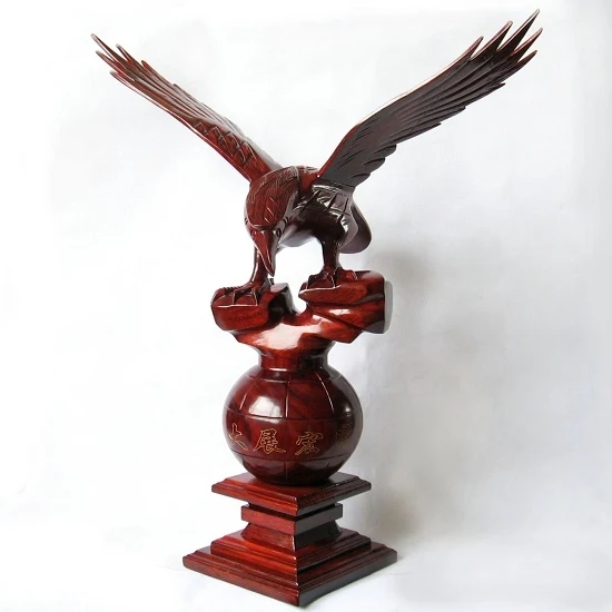 Rosewood crafts Wood Carved Eagle decoration wood quality A great hawk spreads its wings Home Furnishing equipment realize the a
Rosewood crafts Wood Carved Eagle decoration wood quality A great hawk spreads its wings Home Furnishing equipment realize the a