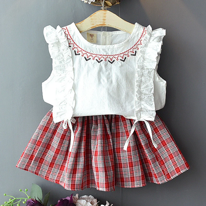 Girls Sets 2019 Summer New Children's Clothing Girls Fashion Wooden Ear Embroidered Shirt + Loose Plaid Skirts Suit
Girls Sets 2019 Summer New Children's Clothing Girls Fashion Wooden Ear Embroidered Shirt + Loose Plaid Skirts Suit