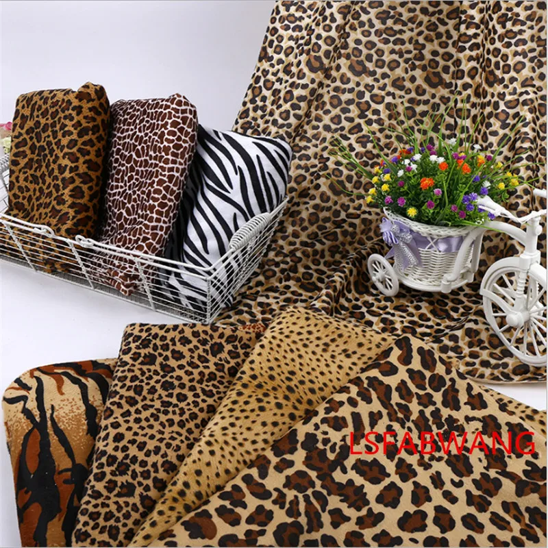 1Mters 150cm width Polylon intensiveShort-plush animal printed fabric Sofa fabric garment accessories
1Mters 150cm width Polylon intensiveShort-plush animal printed fabric Sofa fabric garment accessories